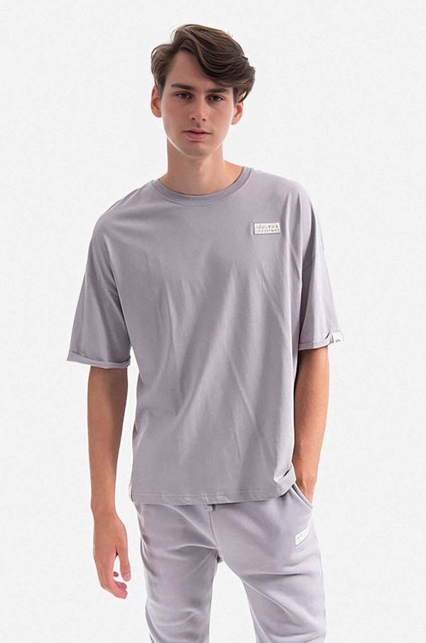 Alpha Industries Pamučna majica Alpha Industries za muškarce, boja: siva, glatki model, 118532.643-grey