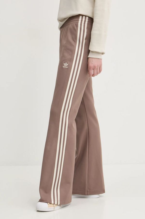 adidas Originals Donji dio trenirke adidas Originals 3- Stripes Flared boja: smeđa, s aplikacijom, JC5784