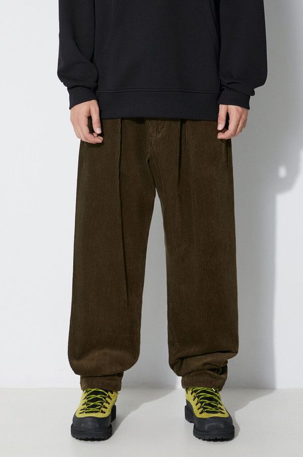 Engineered Garments Hlače od samta Engineered Garments Carlyle Pant boja: zelena, ravni kroj, 23F1F012.WP009
