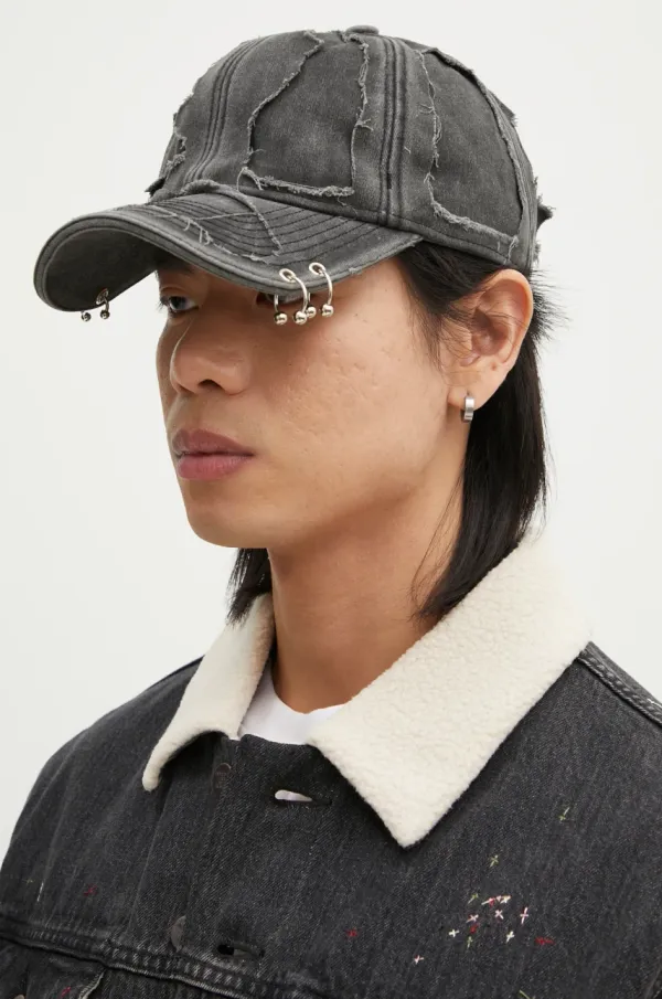 Vetements Kapa sa šiltom VETEMENTS Destroyed Logo boja: crna, melanž, UA66CA160B