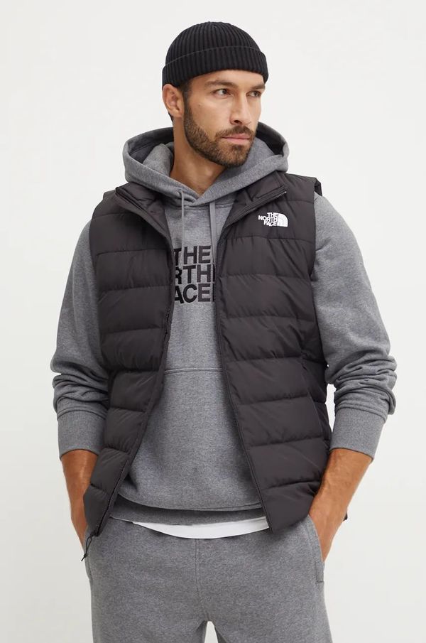 The North Face Pernati prsluk The North Face Aconcagua 3 Vest za muškarce, boja: crna, za zimu, NF0A84IK4H01