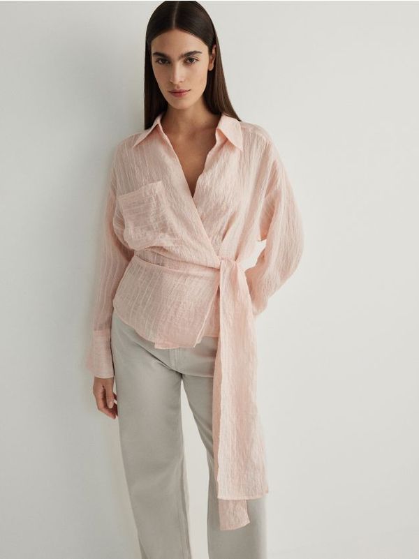 Reserved Reserved - Bluza na vezanje i preklop sprijeda - pastelnoružičasto