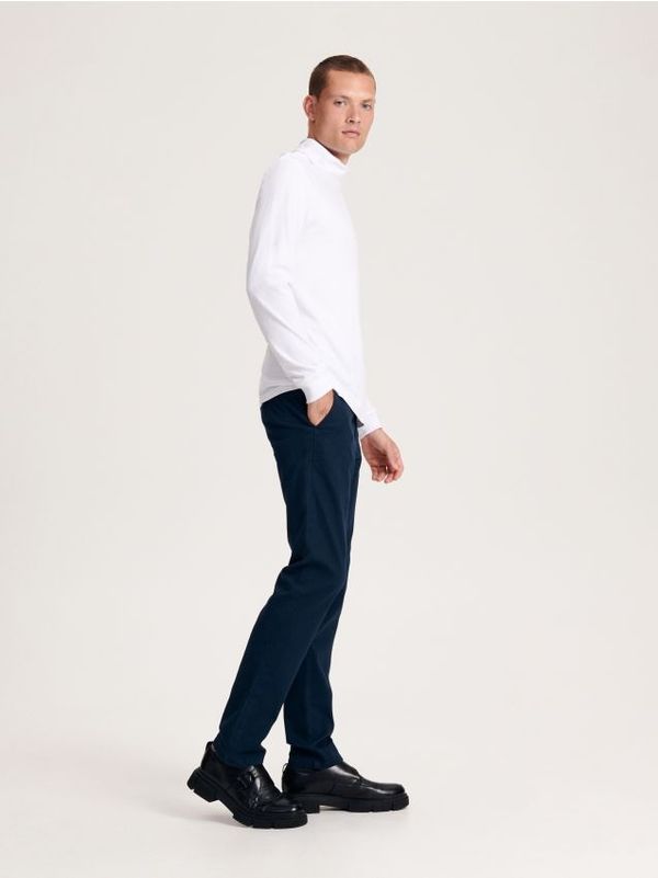 Reserved Reserved - Chino slim fit hlače - mornarsko plava