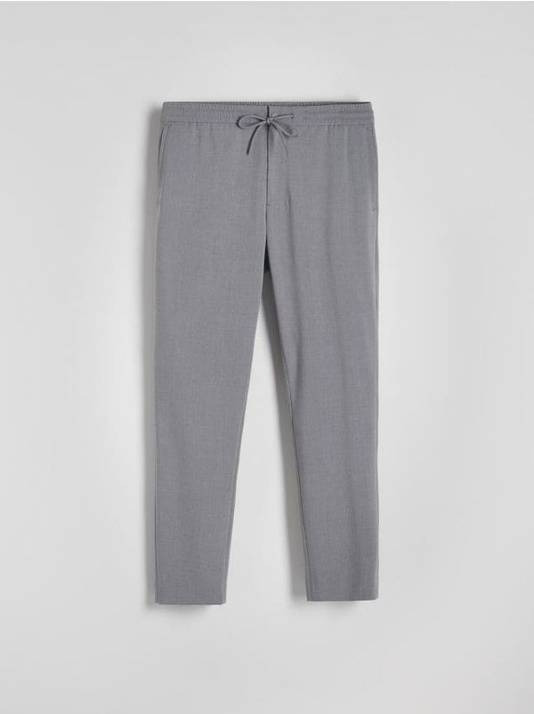 Reserved Reserved - Jogger hlače na vezanje oko struka - light grey