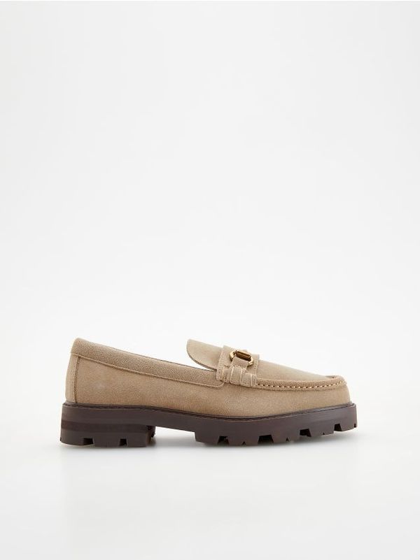 Reserved Reserved - LADIES` LOAFER SHOES - bež