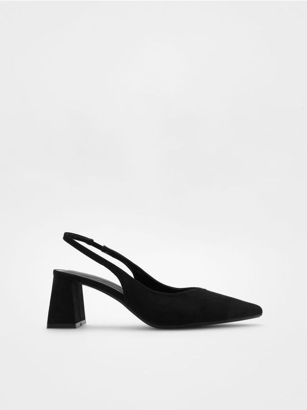 Reserved Reserved - LADIES` PUMPS - crno