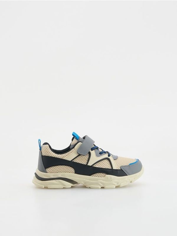 Reserved Reserved - MEN`S TREKKING SHOES - bež