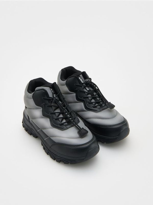 Reserved Reserved - MEN`S TREKKING SHOES - srednjesivo