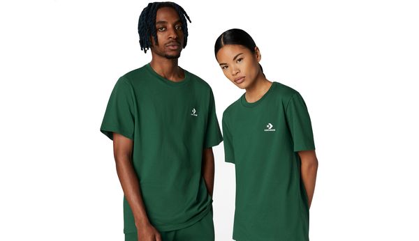 Converse Converse Go-To Embroidered Star Chevron Standard Fit T-Shirt