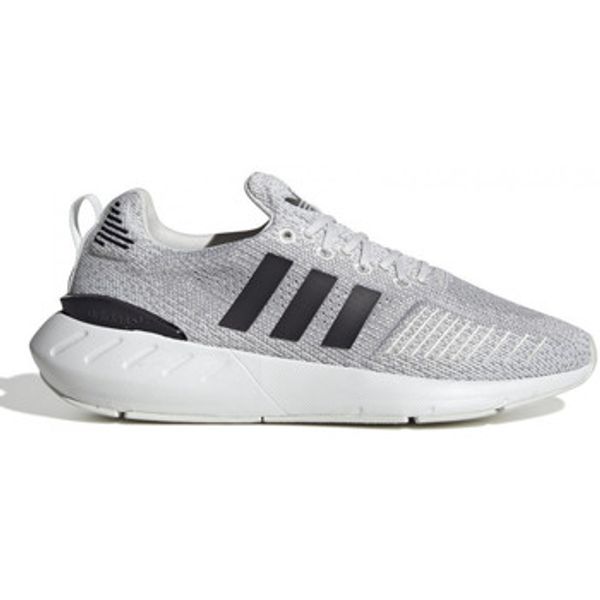 adidas adidas  Running/Trail Swift run 22 w  adidas