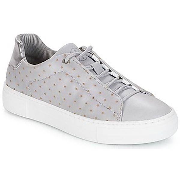 Bullboxer Bullboxer  Niske tenisice AID006  Bullboxer