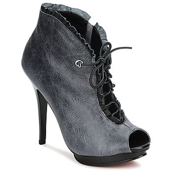Carmen Steffens Carmen Steffens  Niske polučizme 6002043001  Carmen Steffens