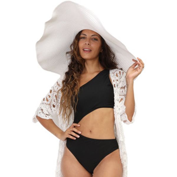 La Modeuse La Modeuse  Kape 66943_P155657  La Modeuse