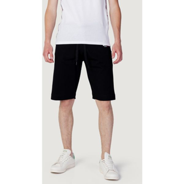 Moschino Moschino  Bermude i kratke hlače STAMPA LOGO TINTA UNITA V1A6887 4409  Moschino