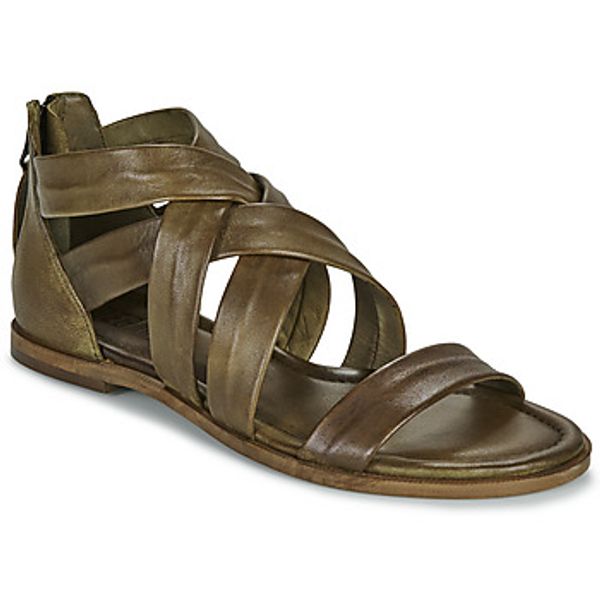Regard Regard  Sandale i polusandale ET.EBA V2 CRUST OLIVE GREEN 2206  Regard