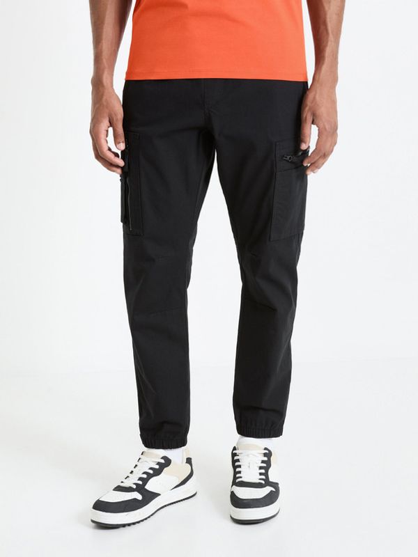 Celio Celio Fozip Hlače crna