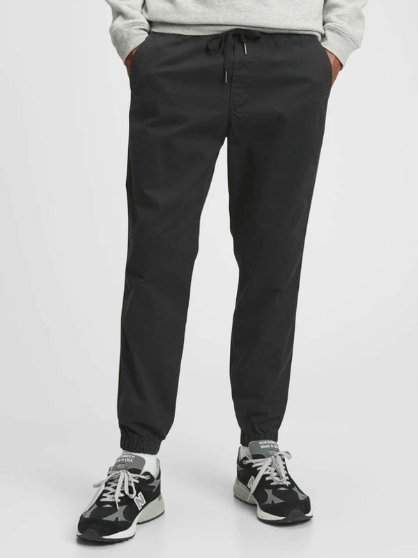 GAP GAP Essential Hlače crna